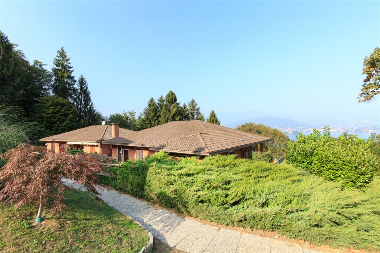 La Tana Del Lupo Stresa Daire Dış mekan fotoğraf